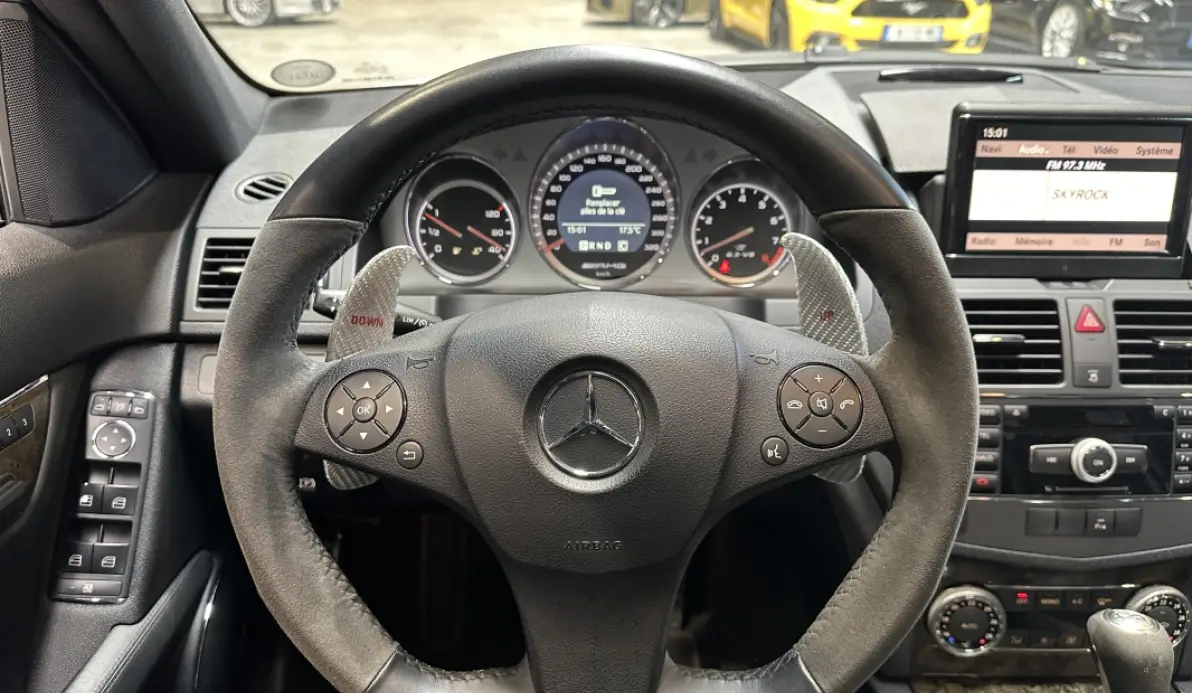 Mercedes Classe C 63 AMG 6.3L V8 487ch