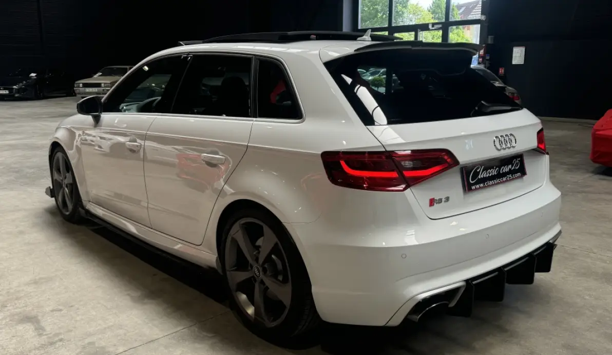 Audi RS3 2.5 TFSI 367 ch Quattro S tronic