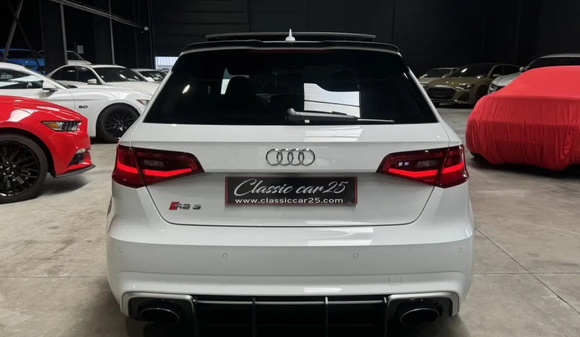 Audi RS3 2.5 TFSI 367 ch Quattro S tronic