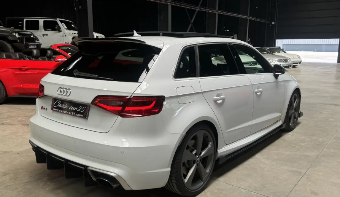 Audi RS3 2.5 TFSI 367 ch Quattro S tronic