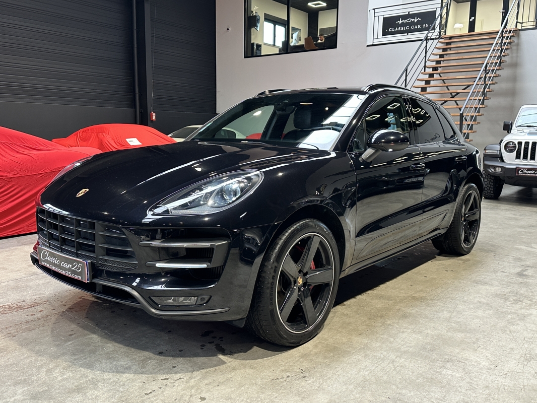 Porsche Macan Turbo 3.6 V6 400 ch