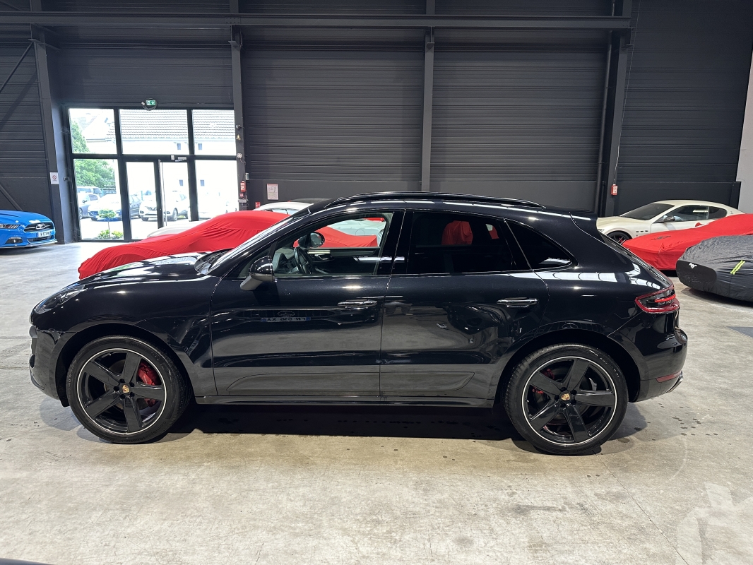 Porsche Macan Turbo 3.6 V6 400 ch