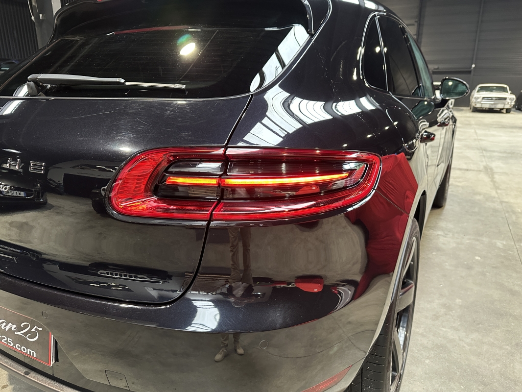 Porsche Macan Turbo 3.6 V6 400 ch