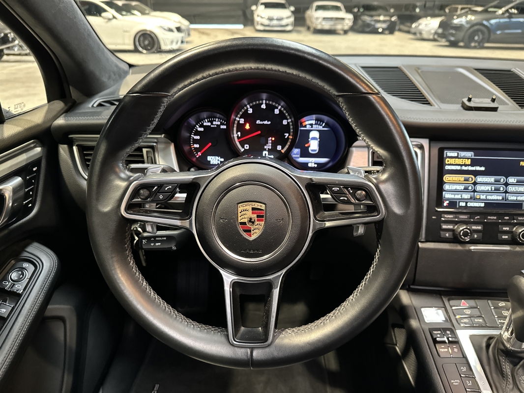 Porsche Macan Turbo 3.6 V6 400 ch