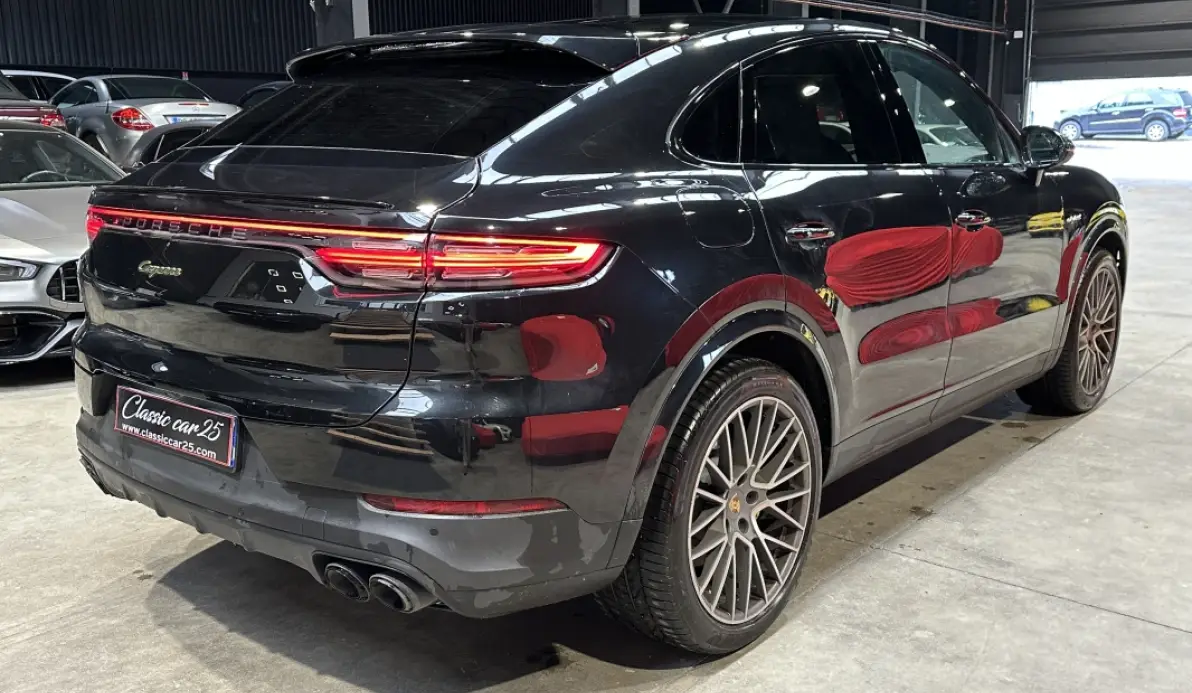 Porsche Cayenne Coupé 3.0 V6 462 E-Hybrid Platinium Édition BVA