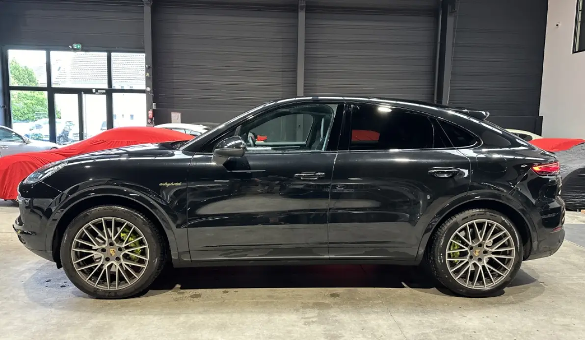 Porsche Cayenne Coupé 3.0 V6 462 E-Hybrid Platinium Édition BVA