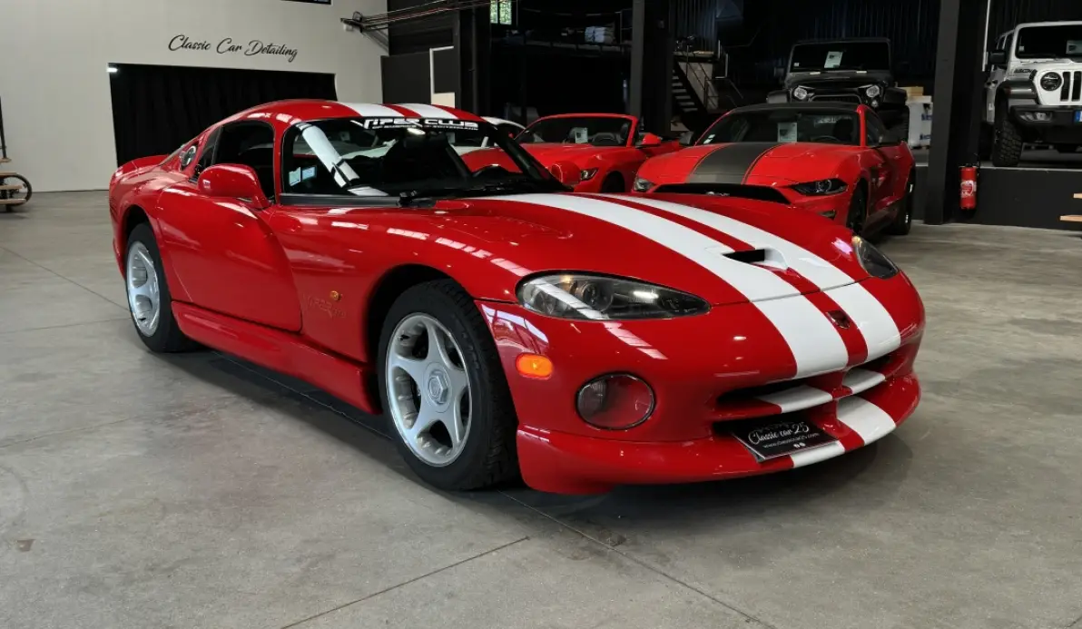 Chrysler Viper GTS 384 ch / 16.600 km / 2e mains