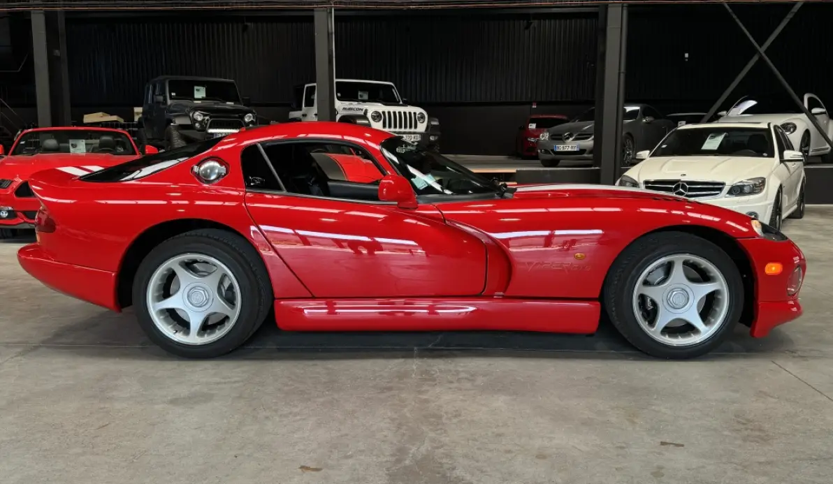 Chrysler Viper GTS 384 ch / 16.600 km / 2e mains