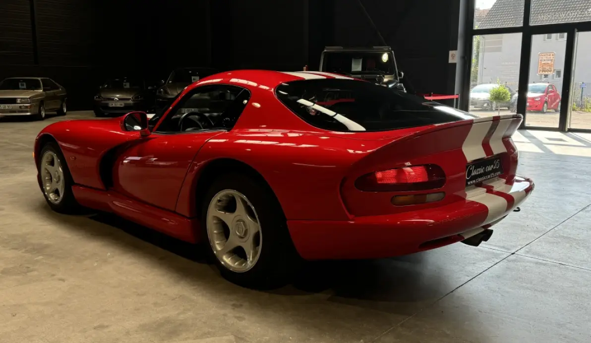 Chrysler Viper GTS 384 ch / 16.600 km / 2e mains