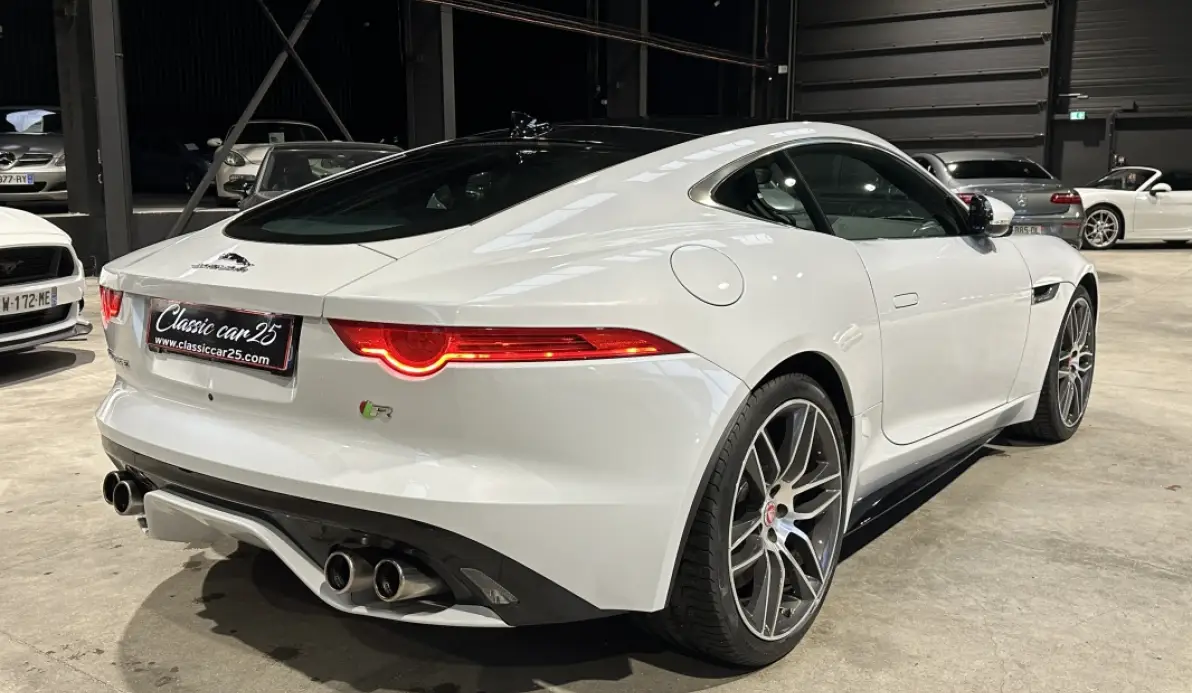 Jaguar F-Type R 550 ch BVA 