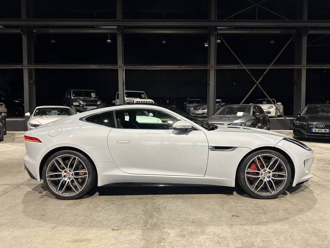 Jaguar F-Type R 550 ch BVA 