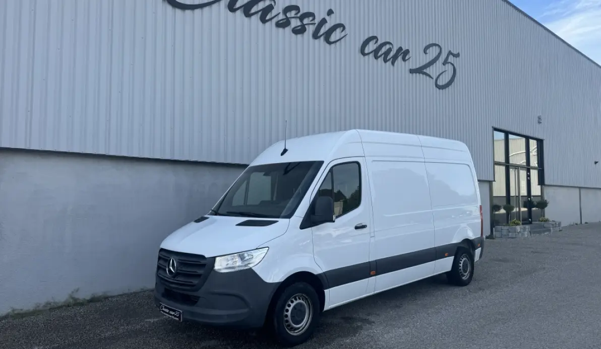 Mercedes Sprinter 211 CDI 37S 3T0 4X2 7G TRONIC