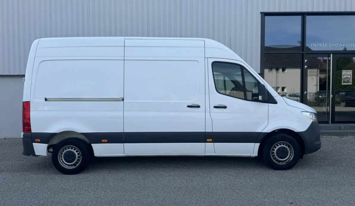 Mercedes Sprinter 211 CDI 37S 3T0 4X2 7G TRONIC