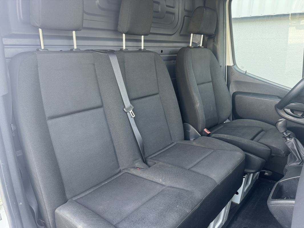 Mercedes Sprinter 211 CDI 37S 3T0 4X2 7G TRONIC