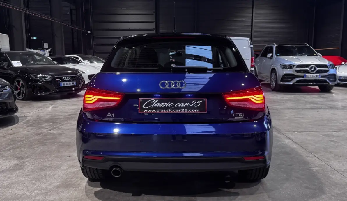 Audi A1 SPORTBACK 1.0 TFSI 95CH ULTRA MIDNIGHT SERIES