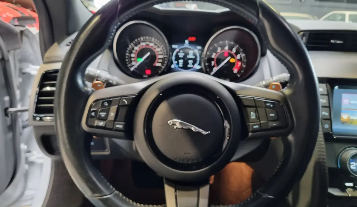 Jaguar F-Type 3.0 V6 380CH S BVA8