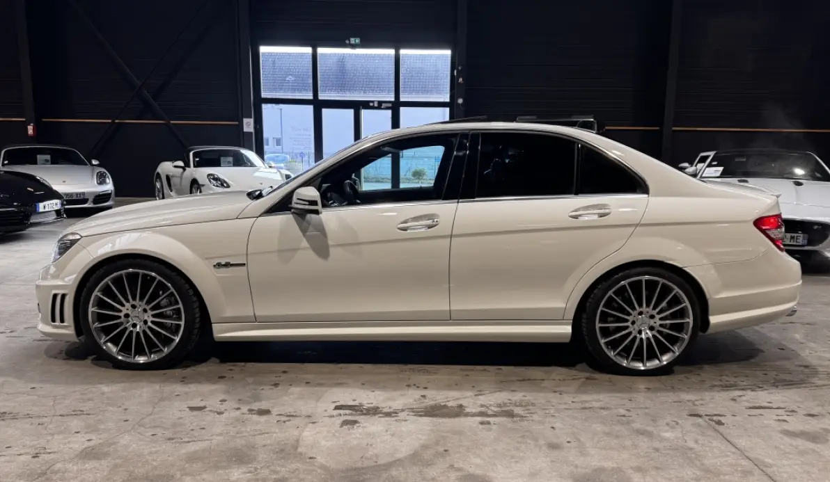 Mercedes Classe C 63 AMG PACK PERFORMANCE