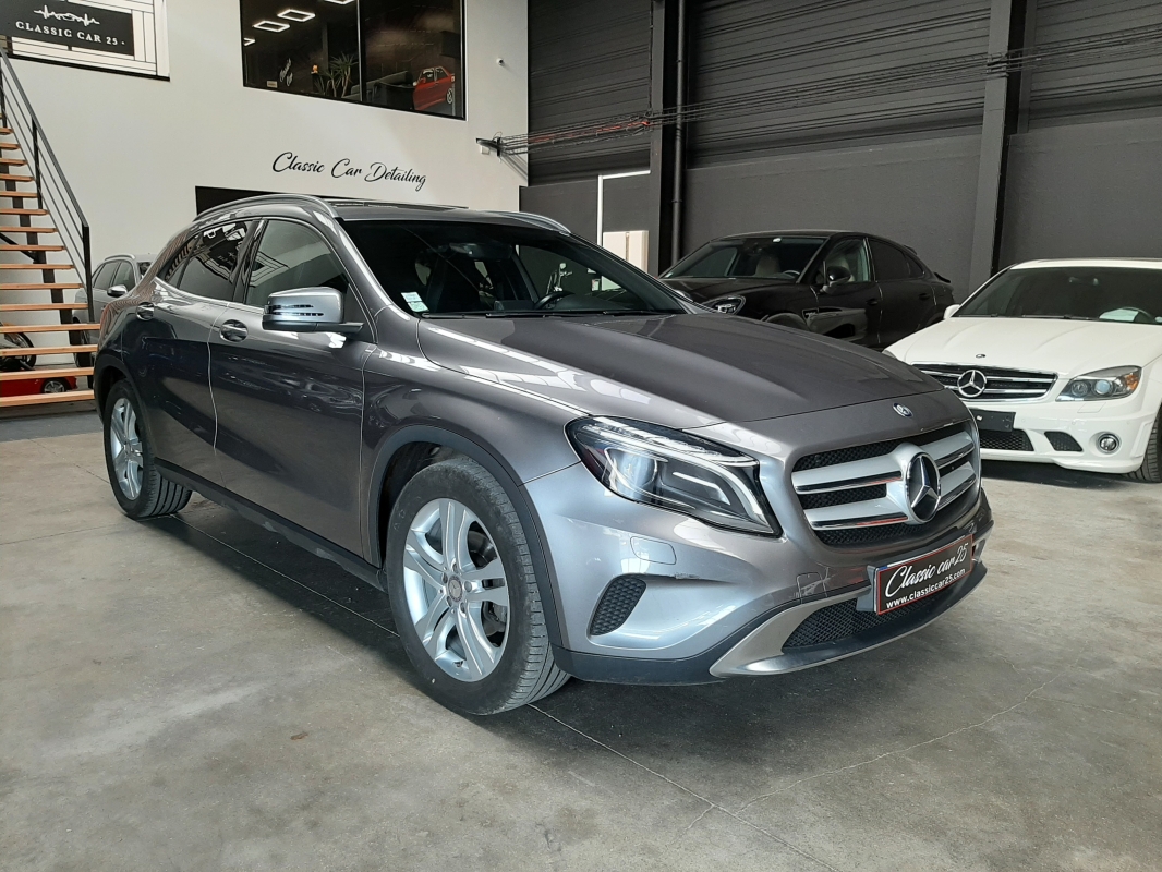 Mercedes GLA