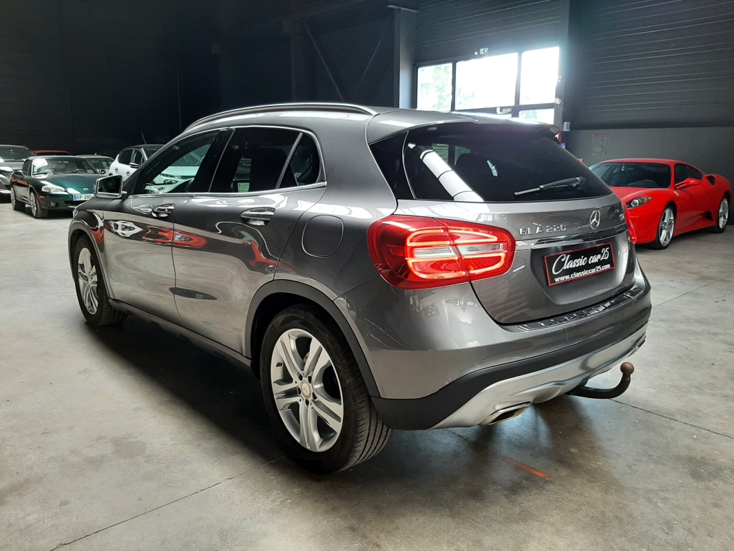 Mercedes GLA